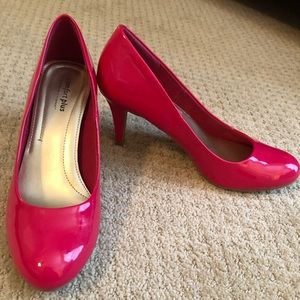 Hot Pink Heels - Sz 9